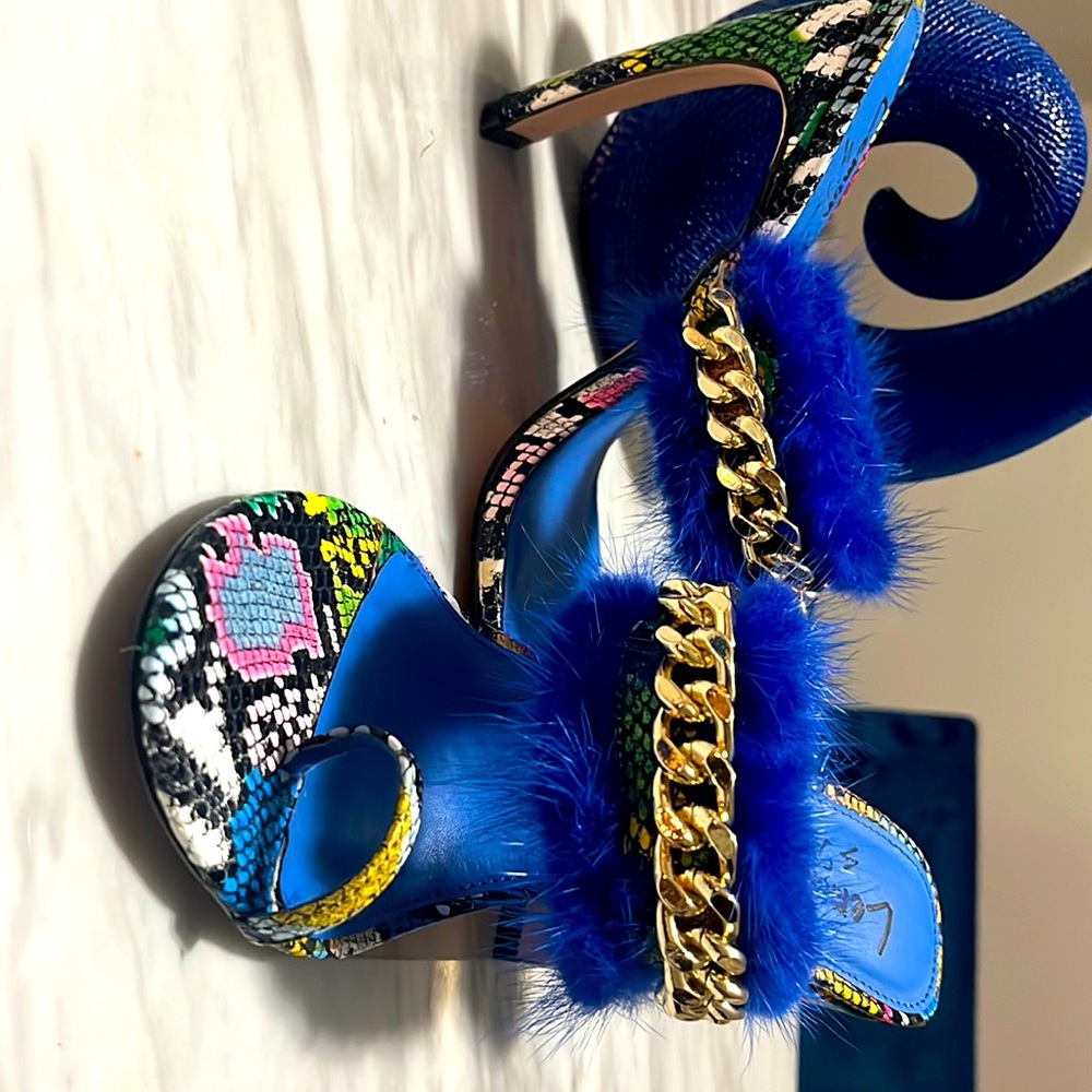 8.5 size Heels worn only once